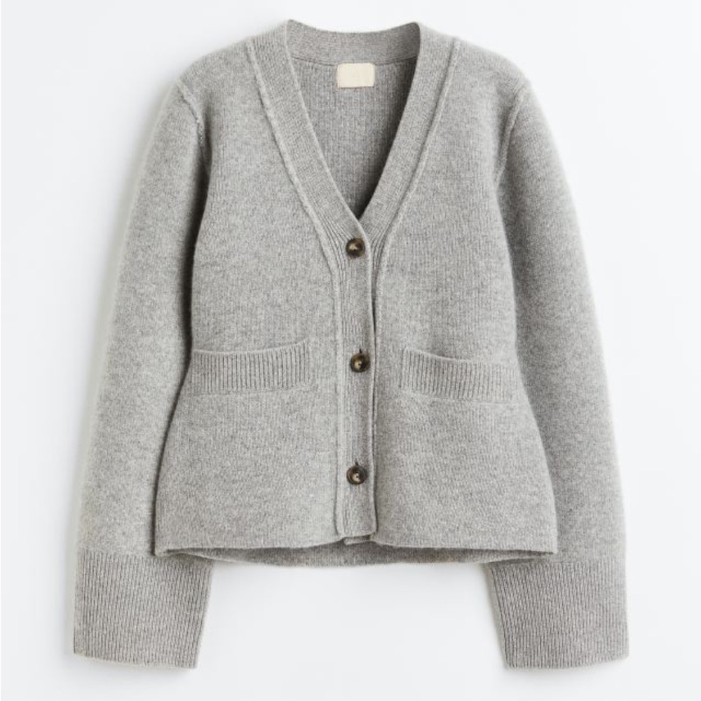BNWT H&M Cashmere and Wool blend Cardigan Khaite Scarlet dupe lookalike Grey M